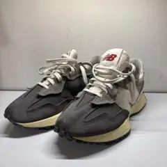 New Balance 327 スニーカー グレー メンズのサムネイル