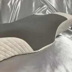 【未使用】Memory Foam Pillow 低反発枕 人間工学設計のサムネイル