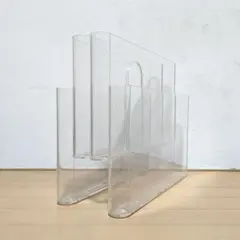 Kartell 4676 カルテル ポルタリビステ マガジンラック シルバー 楽天市場】【Kartell カルテル 正規販売店】 リビンググッズ