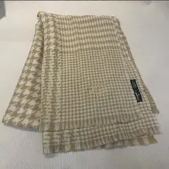 チェック柄ストール ベージュとホワイト