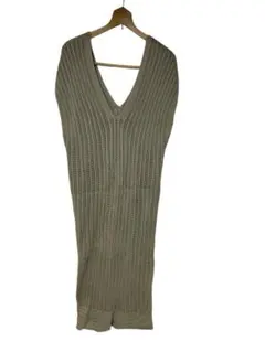 ベージュ Vネック ノースリーブ ロングニット