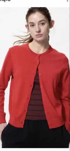 UNIQLO レッド カーディガン Mサイズのサムネイル