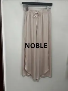 美品　NOBLE さくら色フレアパンツ