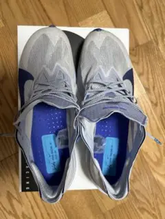 Nike ヴェイパーフライ4