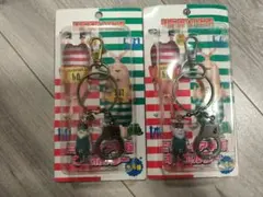ウサビッチ　ミリツィア手錠キーホルダー　2種セット