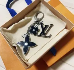 【超美品】ルイヴィトン ビジューサック・シェンヌ フルール ドゥ チャーム 楽天市場】【ジュエリー】LOUIS VUITTON ルイ ヴィトン ビジュー