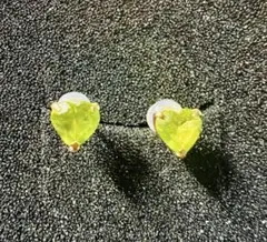 ペリドット イヤリング 一部18金 - メルカリ