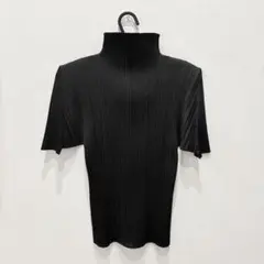 ISSEY MIYAKE プリーツプリーズ ハイネック 半袖 トップス ブラック