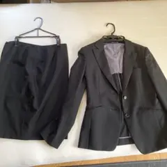 ブラックリクルートスーツ（ジャケット＆スカート）