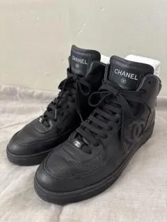 CHANELスニーカー ブラック  ハイカットレザー希少 極美品 楽天市場】シャネル スニーカー（カットハイカット）（靴）の通販