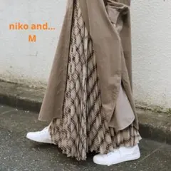 niko and... ベージュ　チェック柄プリーツロングスカート　M