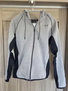 【中古】UNDER ARMOUR　 フルジップパーカー