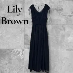 LilyBrownリリーブラウン フリンジジャガードシャーリングワンピース 黒