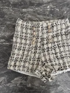 SHEIN ボタン付きハイウエストショートパンツ US 4