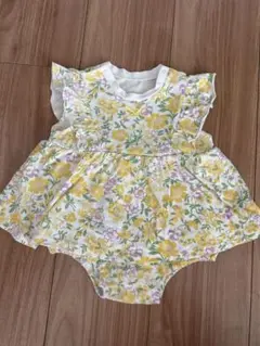 美品！F.O.KIDS 花柄ロンパース　70cm