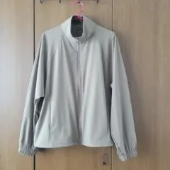 UNIQLO ウルトラストレッチアクティブブルゾン