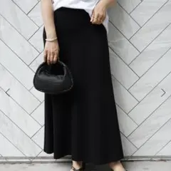 美品 25SS エブリデイアイライク ニュージャージーフレアスカート ブラックのサムネイル