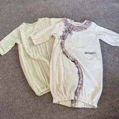 petit main フラワー柄ロンパース　2枚セット