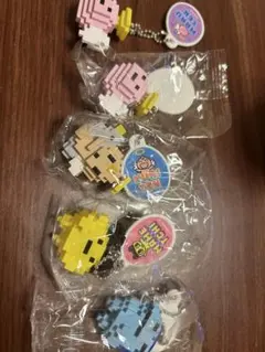 たまごっち　ガチャガチャ　ドットフィギュアチャーム