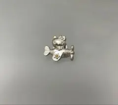 サンリオ　キティちゃん　ピンバッジ　キティ　レトロ