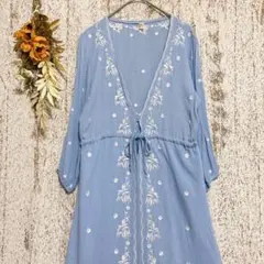 ロングワンピース(S)水色　レイヤード　羽織り　ロング丈ドット刺繍a2403N7