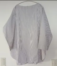 ストライプ柄 長袖シャツ