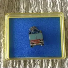 JR東海バス非売品 HIGHWAY BUS ロゴ ネクタイピン ケース付き GqKzfA2a0AAA3wp.jpg