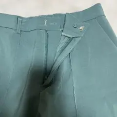 レディース　グリーンパンツ