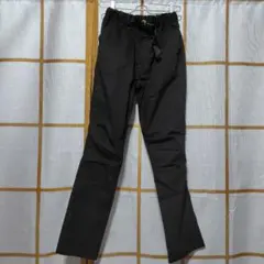 新品タグ付ベルメゾン　ブラックパンツ１７０