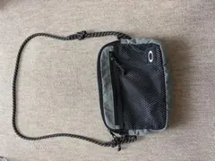 Oakley メッシュショルダーバッグ ブラック/グレー
