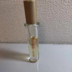 パフュームオイルファクトリー　ジャパン　さくらのサムネイル