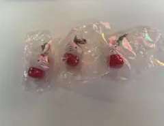 サンリオ　いちごめじるしアクセサリー　ハローキティ　3個セット