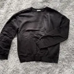 GU クルーネック トレーナー　裏起毛　ブラック　Mサイズ
