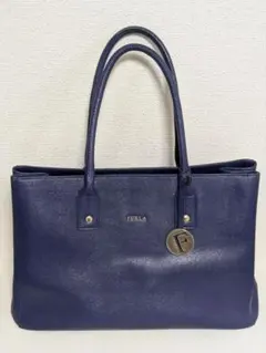 イタリアのブランド　FURLA フルラ　2wayトートバッグ　レザー　ネイビー
