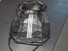adidas AP3248 ブラック/ホワイト リュック 35L 未使用タグ付き
