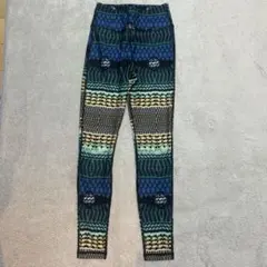 S相当【極美品】AUMNIEアムニー トップス レギンス上下セット フラワー 2025年最新】aumnie アムニーの人気アイテム - メルカリ