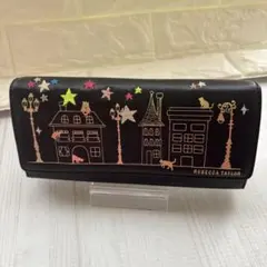 Rebecca Taylor 二つ折り財布 花柄 猫モチーフ Rebecca Taylor 二つ折り財布 花柄 猫モチーフ - メルカリ