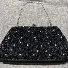 ビーズ装飾　黒　クラッチバッグ　がま口