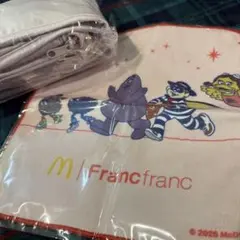 マクドナルド2026 福袋 保冷バッグとハンドタオル