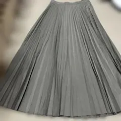 【美品】UNIQLO : C ユニクロシー プリーツスカート オリーブグレー M