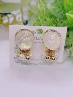 オーロラ輝くノンホールイヤリング