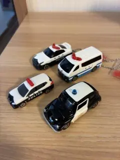 トミカ パトカー 4台セットのサムネイル