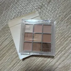 DIKALU アイシャドウパレット 9色入り