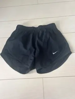 Nike 黒　ランニングウェア　スポーツウェア　ショートパンツ S レディース