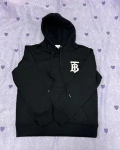 新品未使用　タグ付き　バーバリー　パーカー　TBロゴ　現行　フード　赤　M相当 2025年最新】BURBERRY 柄・デザイン：プリント(ロゴなど) メンズ