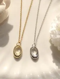 オーバルリングのネックレス　ゴールドorシルバー