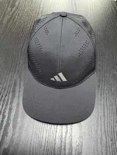 adidas ゴルフキャップ 黒 通気性