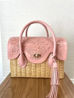 Item thumbnail for item 8d94dfd0-9379-4330-b47f-b9dad73c3598