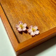 つまみ細工　桜の素材　中　薄ピンク色