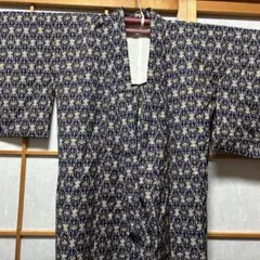 小紋着物 白黒模様と花柄、一重、綿、ウール、化繊、新品しつけ糸有り美品